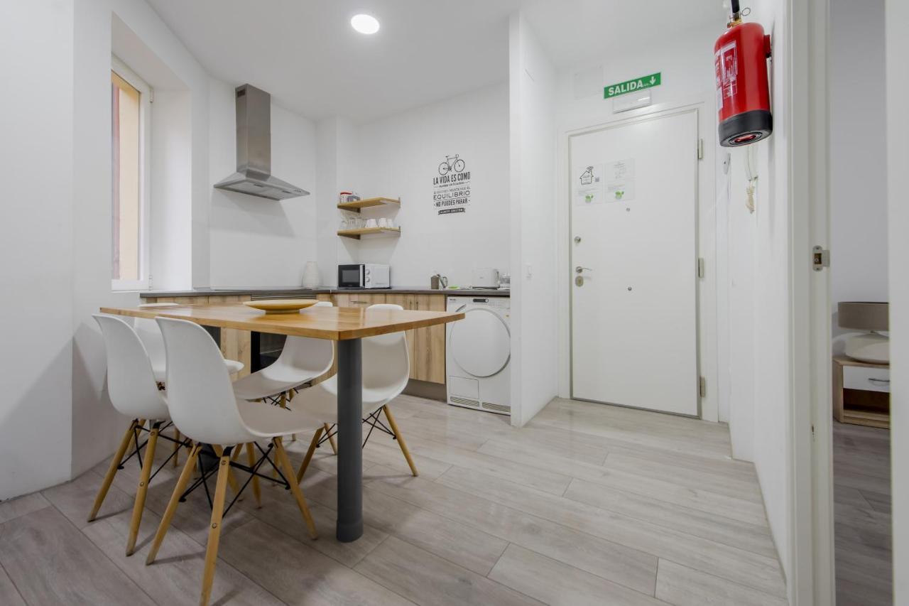 Cozy Apartamento En La Latina, El Centro De Madrid Apartment Exterior photo